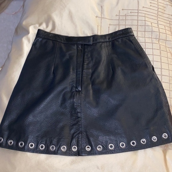 H&M Black Mini Genuine Leather Skirt. Condition is NWOT premium quality limited - Picture 3 of 13
